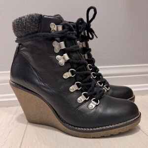 Town Shoes Leather Wedge Heel Black Winter Ankle Bootie